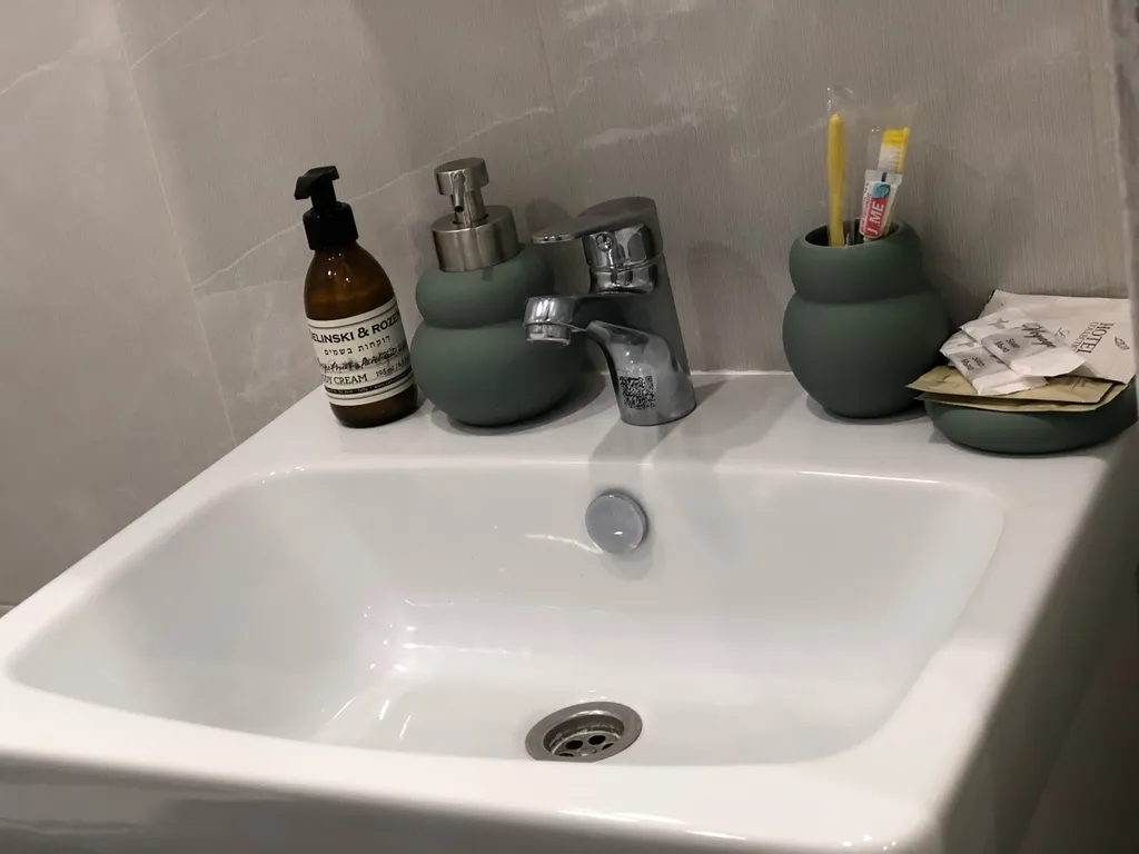 Новая квартира возле ТЦ Изумрудный город