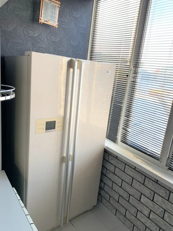 Просторная студия возле Перинатального центра