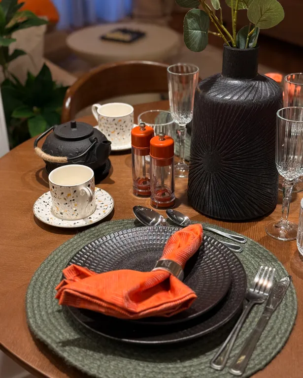 Persimmon, europe square - historic city center