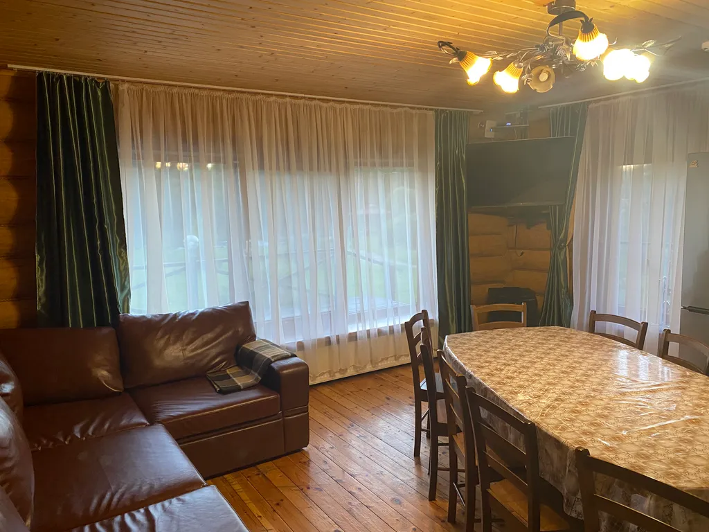 6-комнатный Дом