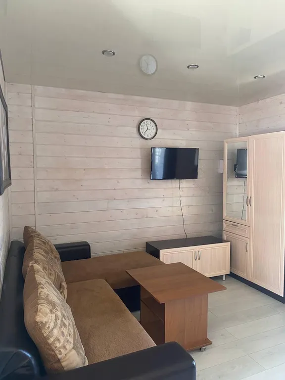 Коттедж 1-комнатный Дом — Кучугуры