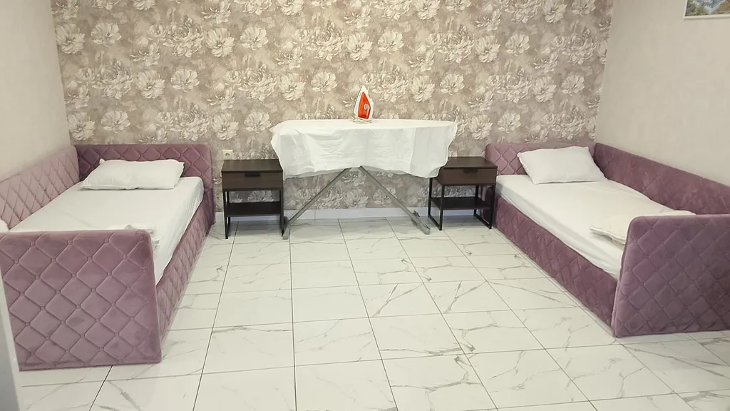 Уютный домик у озера