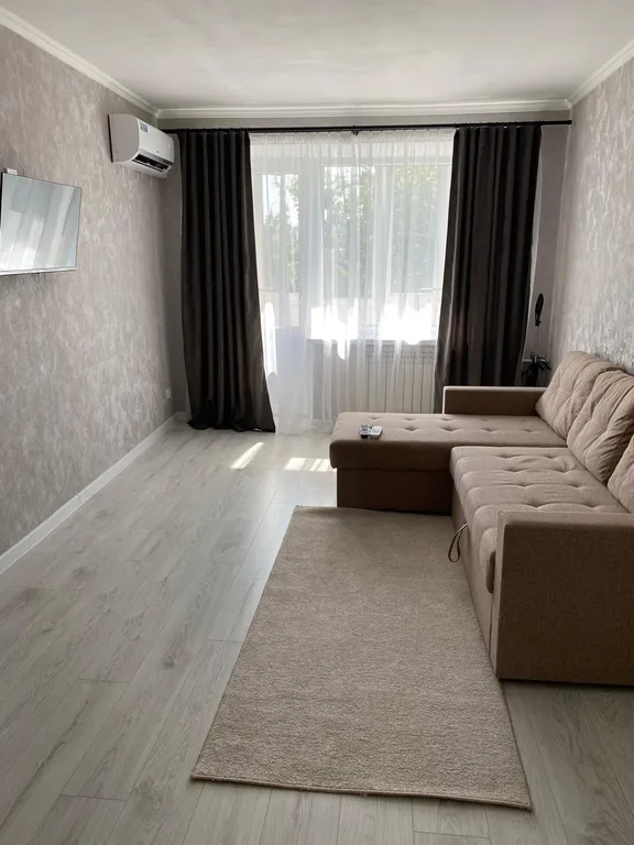 Уютная квартира в центре рядом с парком — аренда посуточно в Минеральные Воды