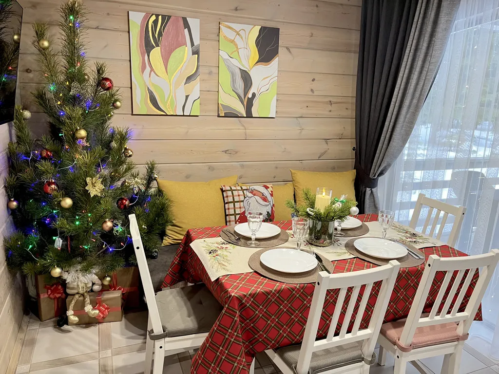 Коттедж Коттедж на озере Волго на Селигере в сосновом бору — Турбаза Чайка