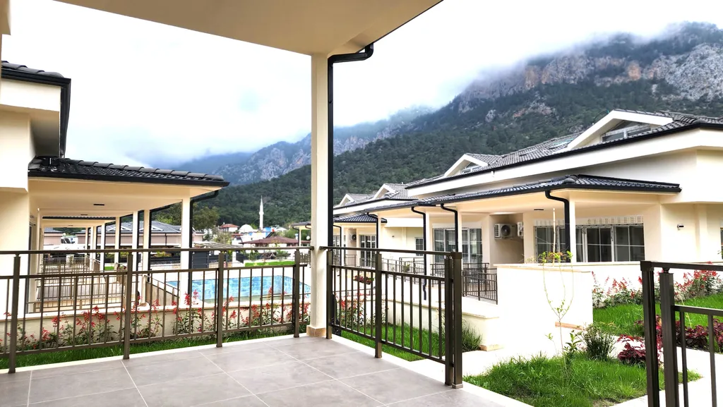 Новая вилла 3+1 Монтана Премиум в комплексе с бассейном