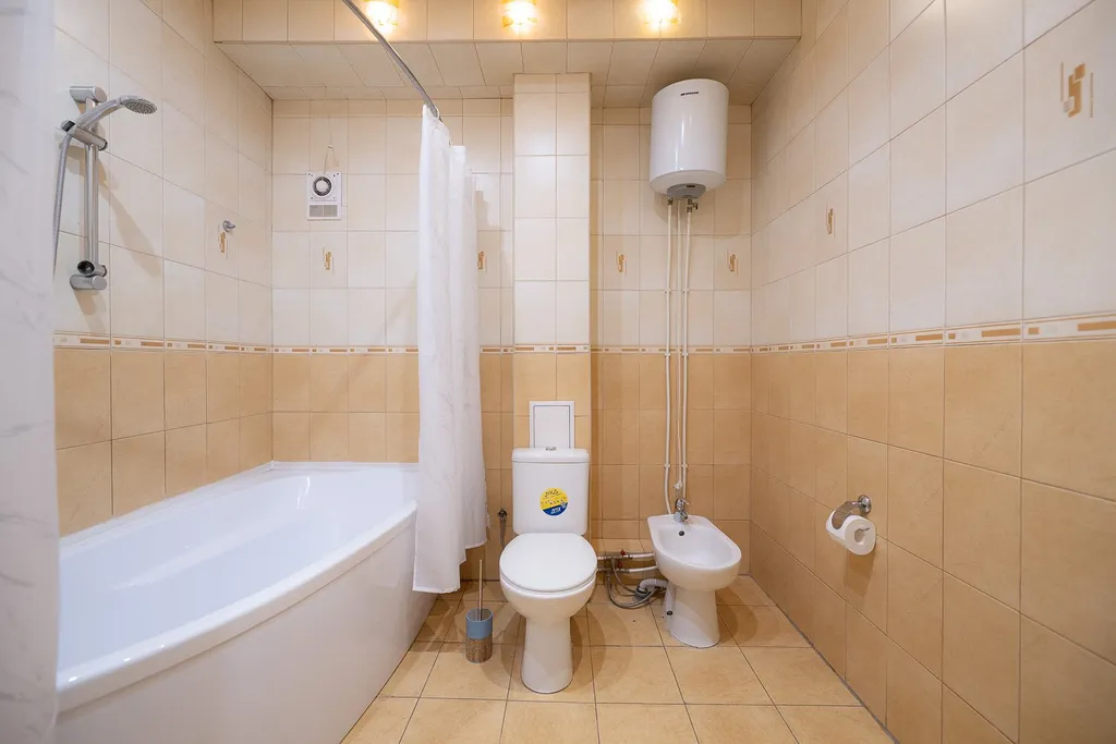 На площади Революции