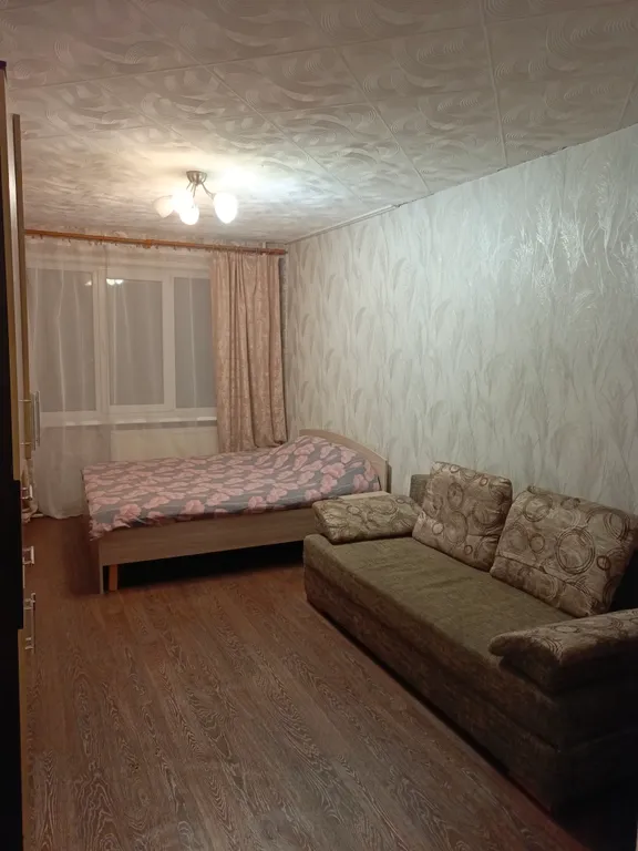 1-комнатная Квартира — аренда посуточно в Псков