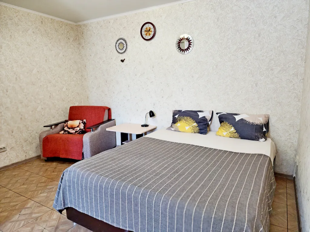 Бюджетный дом для вашего комфортного отдыха со двором