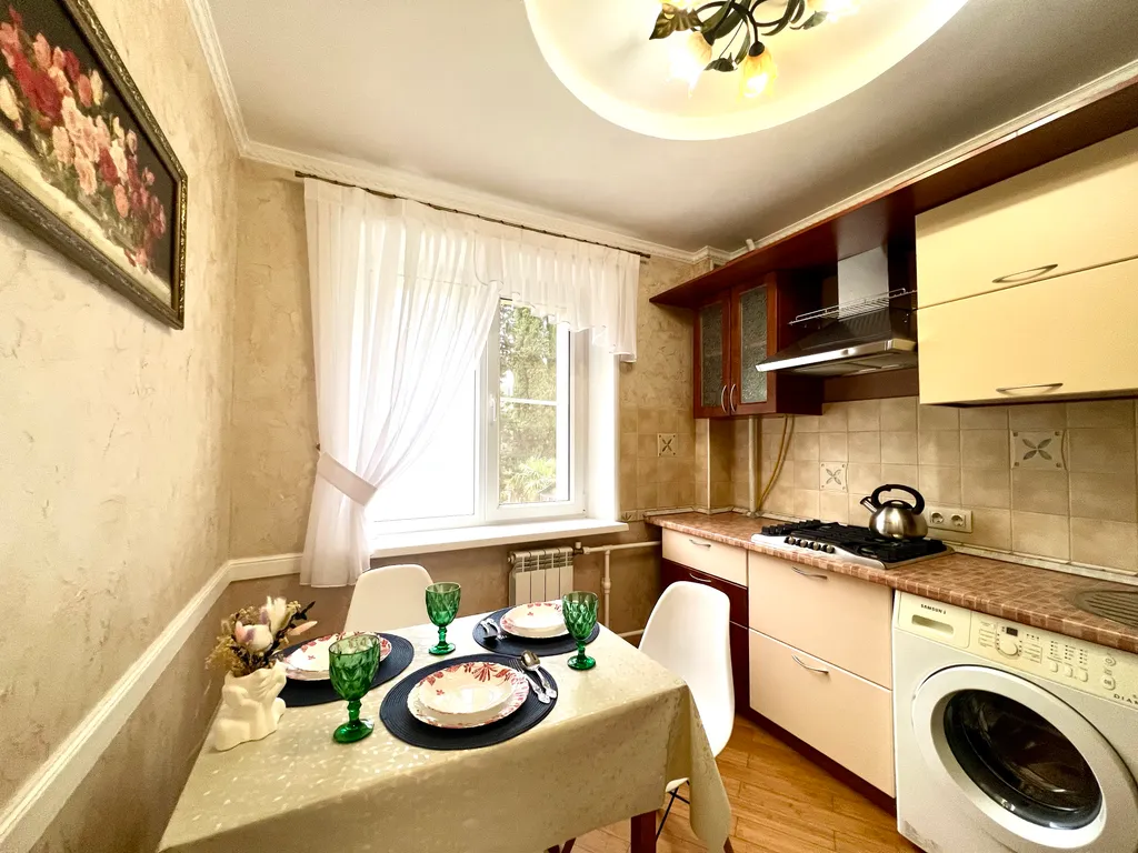 Квартира с видом на местный Променад