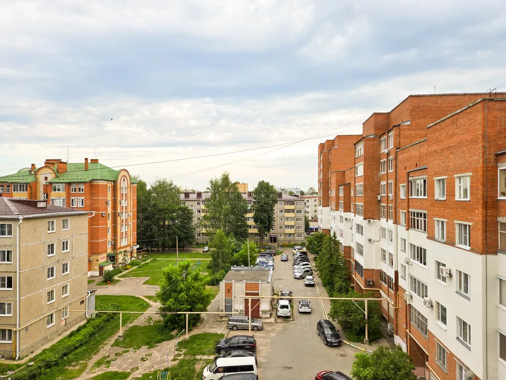 Большая двушка в центре Сеть ЙоХоум