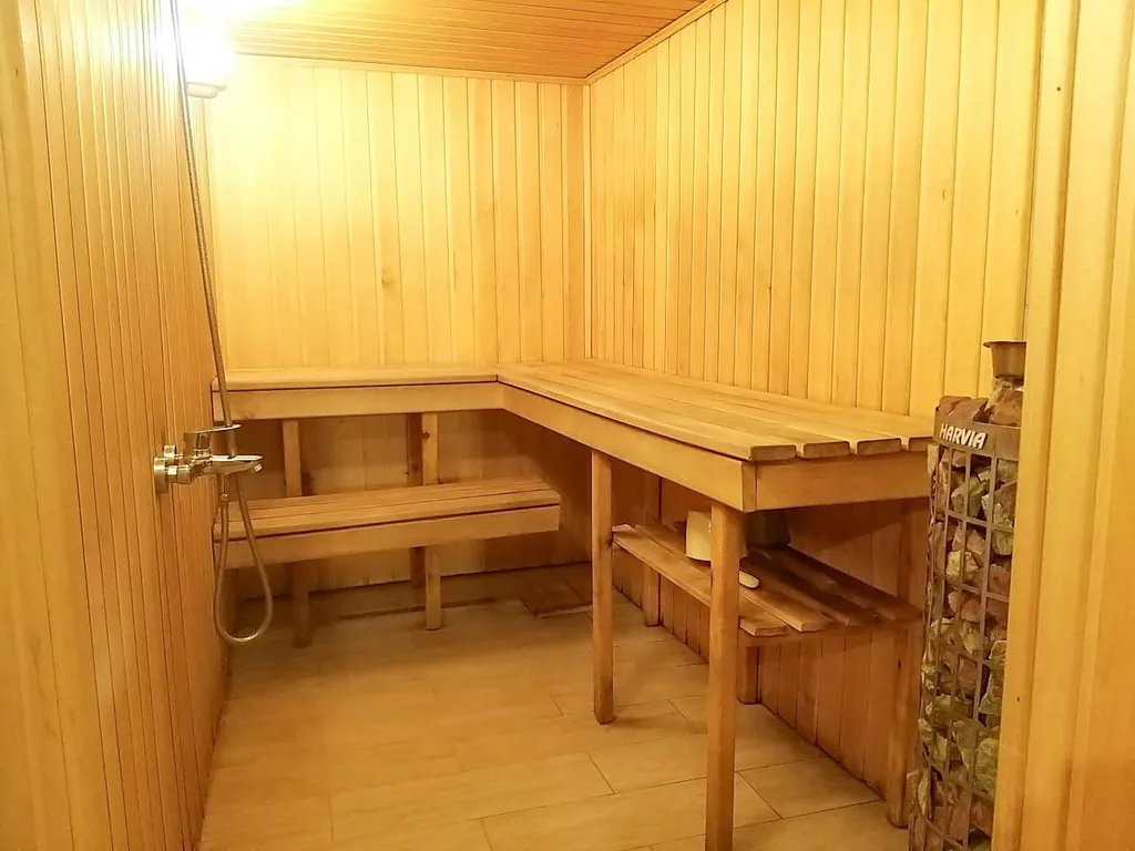 Дом у набережной