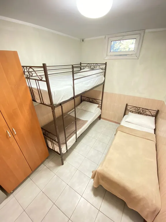 Квартира Удобный номер на 3 человека с удобствами на берегу моря — аренда посуточно в Вардане