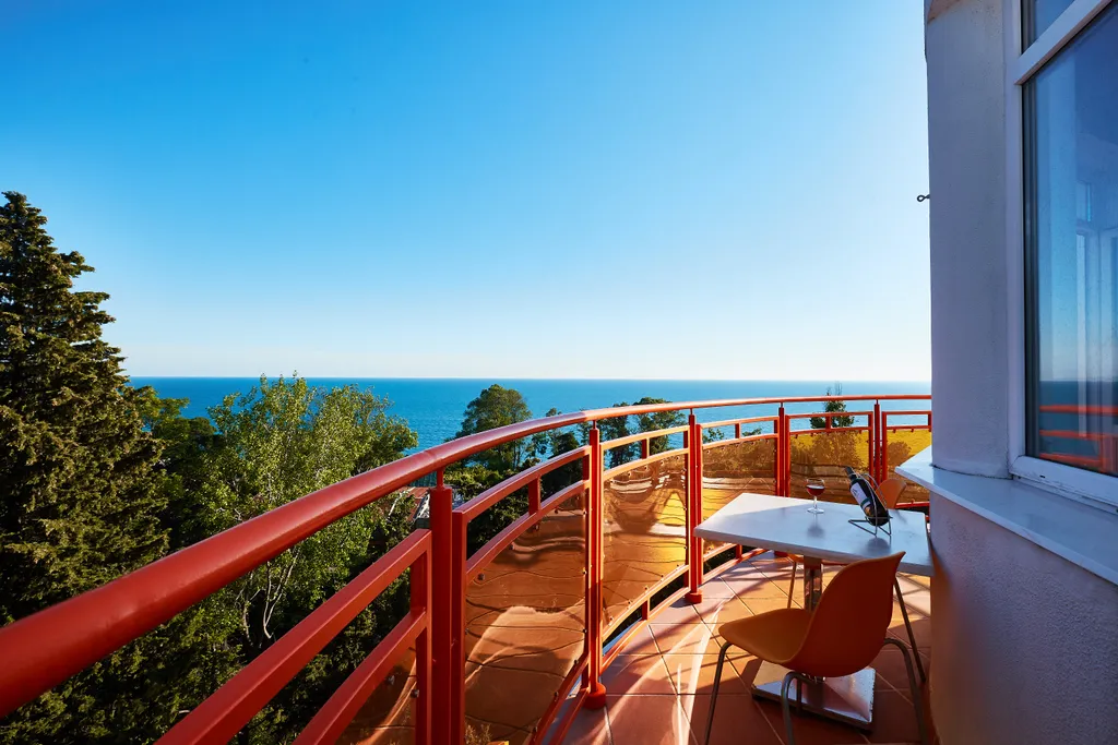 Люкс с балконом