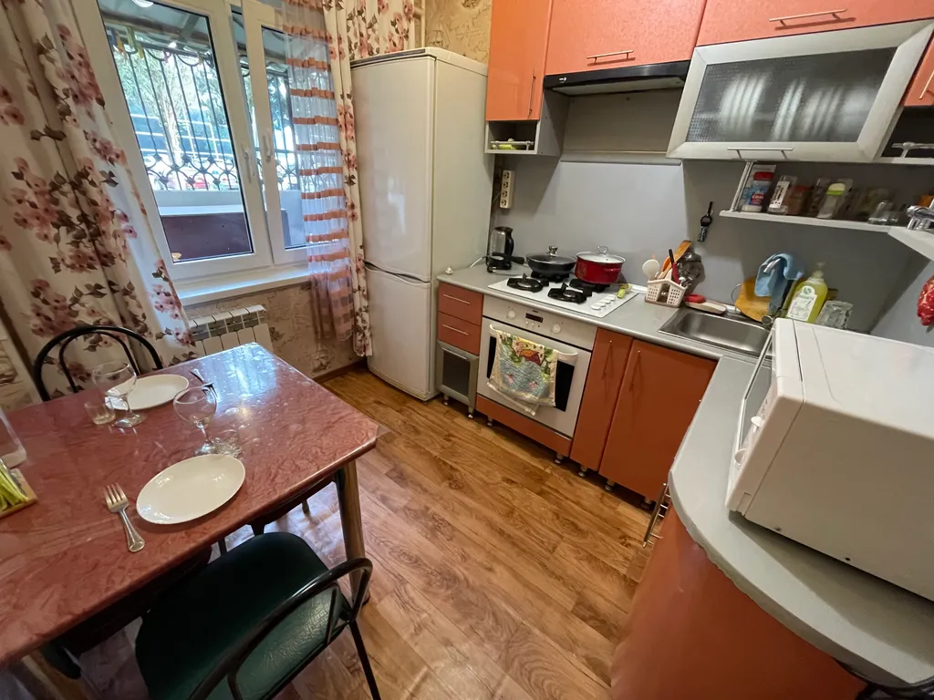 Квартира на 4 человека, в центре Адлера, 7 минут к морю