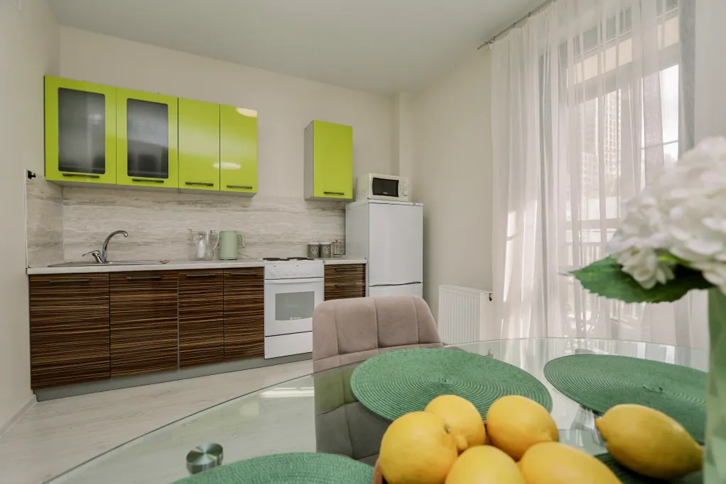 4 Угла: Тот самый ЖК колизей на набережной, М.Горького, 150