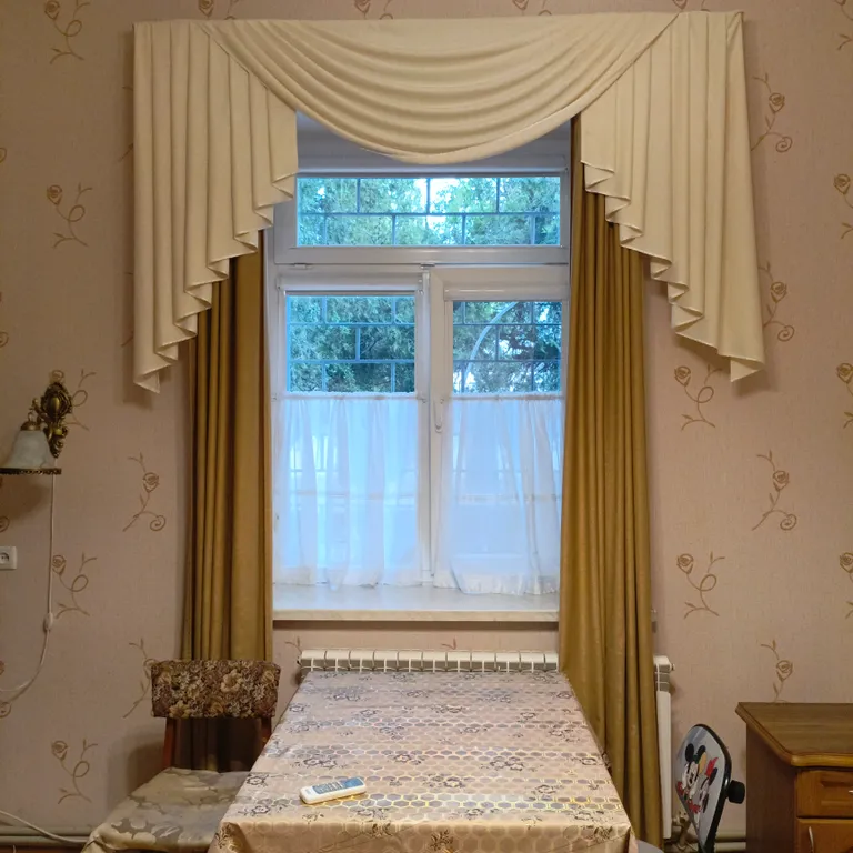 Коттедж Уютный дом возле моря — аренда посуточно в Евпатория