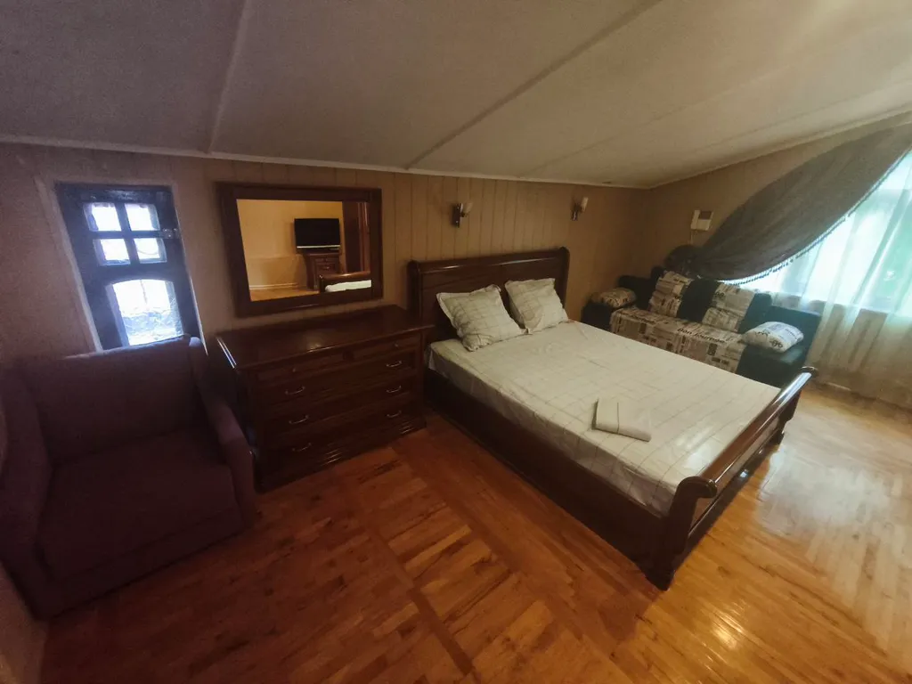 Коттедж Просторный дом в Кисловодске у нарзанного источника — Кисловодск