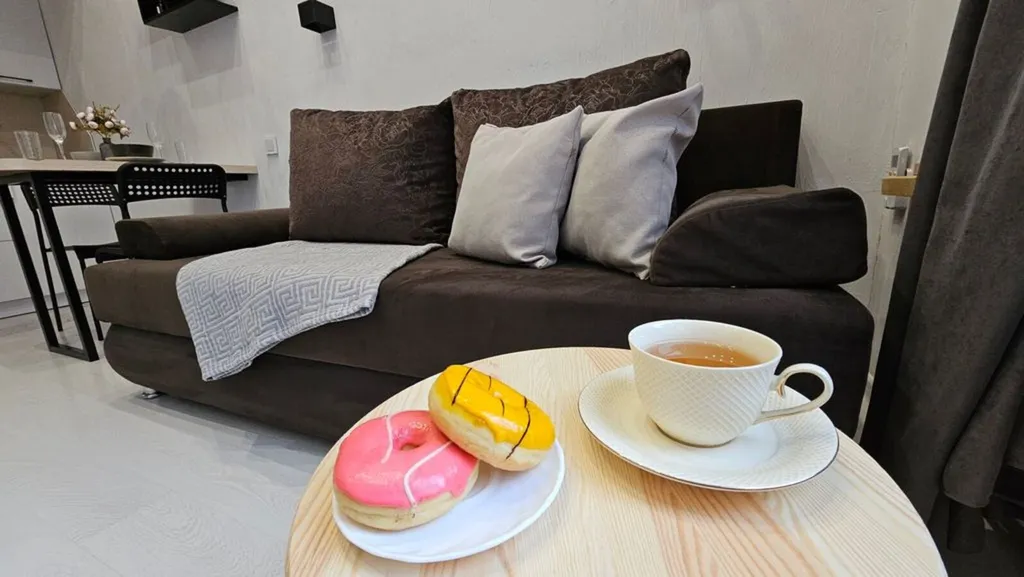 Двухуровневая студия недалеко от АГУ, АГТУ