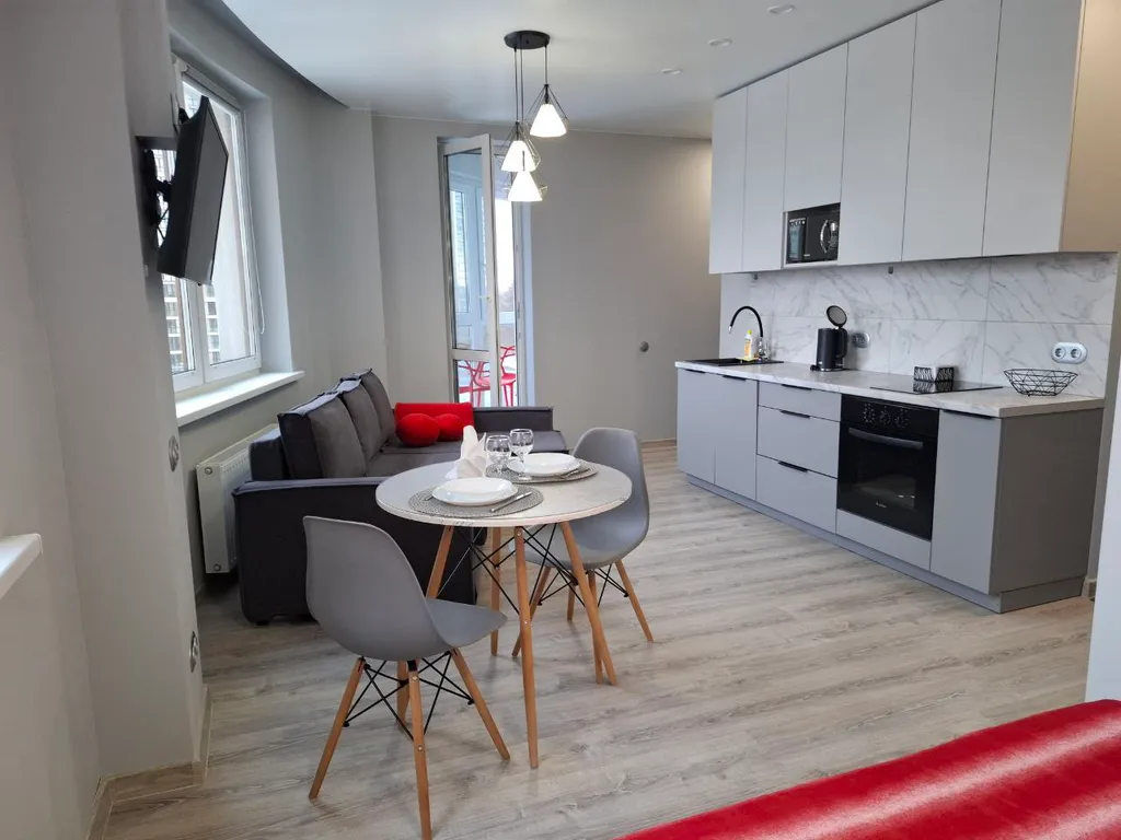 Квартира Яркая студия в центре Минска рядом с парком — Минск