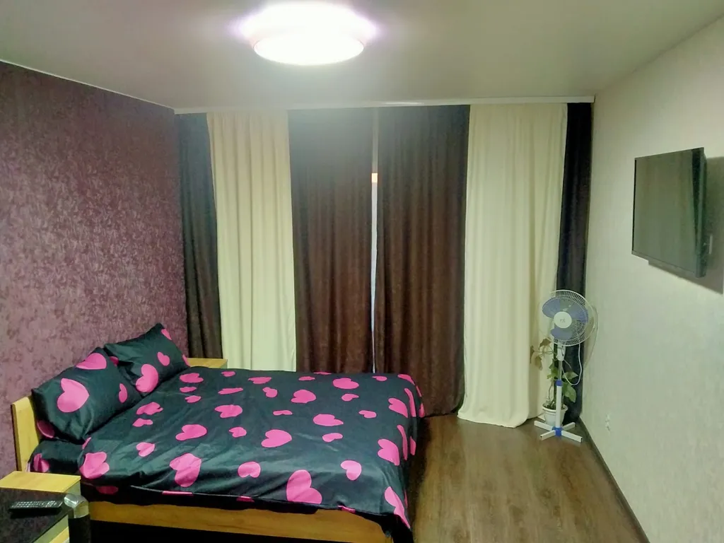 Студия на берегу реки