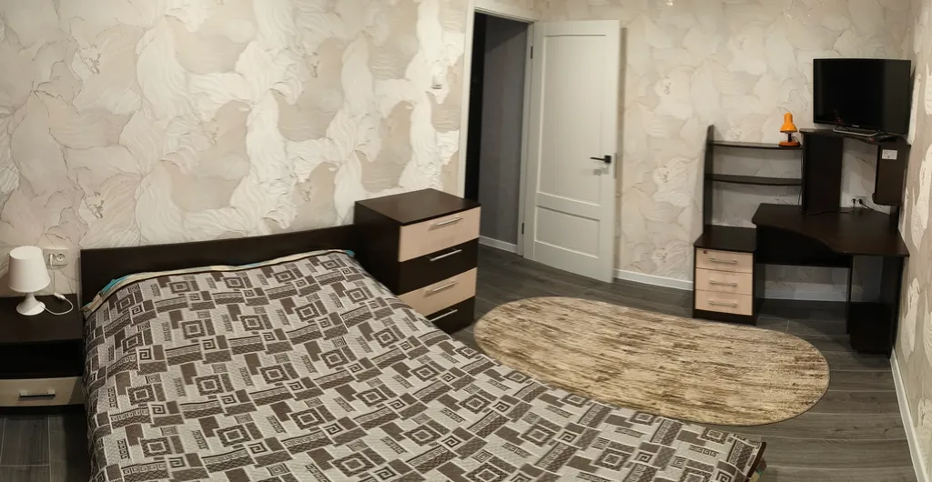 Уютная квартира в спальном районе с кондиционером