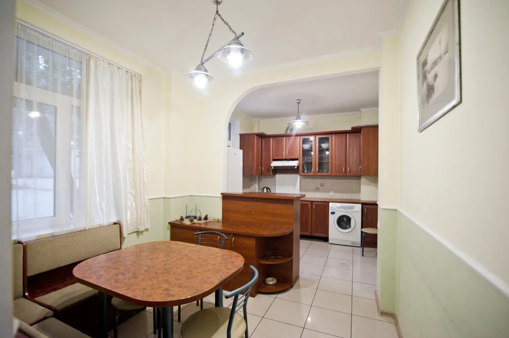 5-комнатный Дом