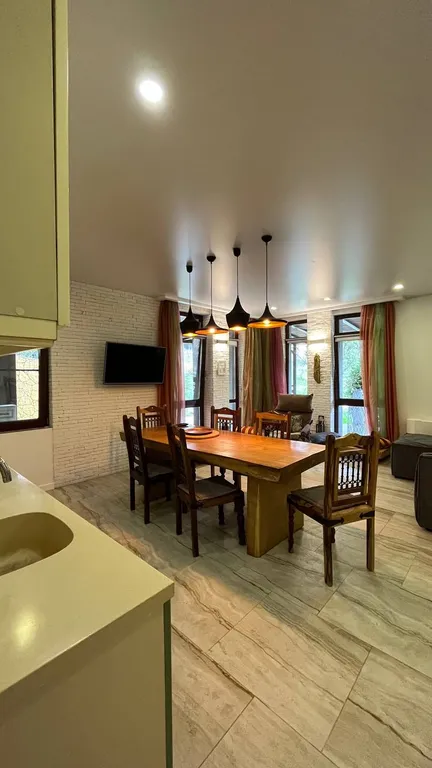 Евро-четырехкомнатный апартамент Эко Дом с террасой