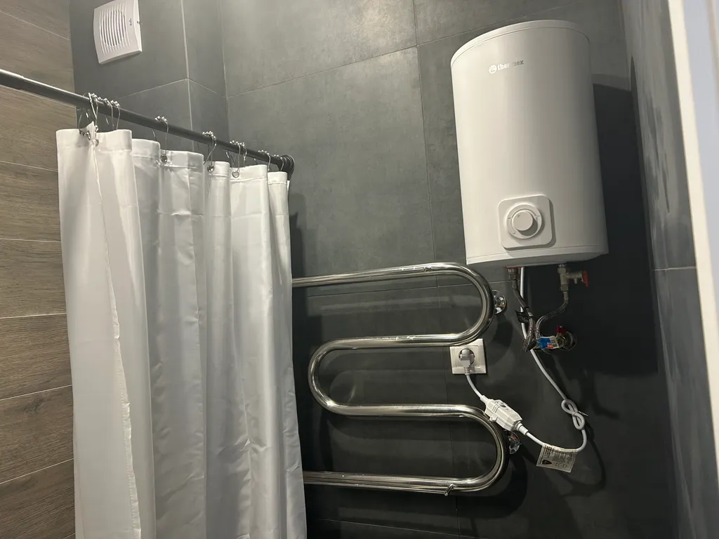 Уютная студия в тихом месте со свежим ремонтом