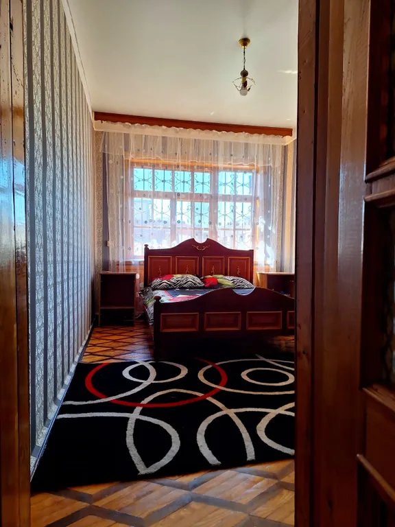 Уютный двухэтажный дом недалеко от моря