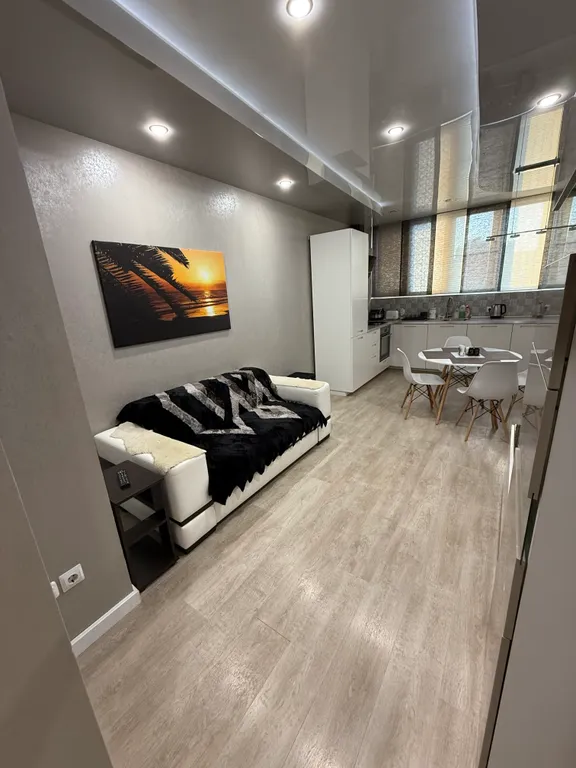 2-комнатная квартира около парка Галицкого