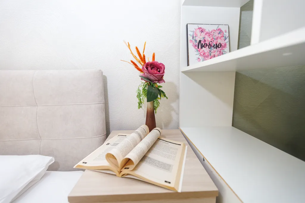 Студия у городской администрации | Квартирный вопрос