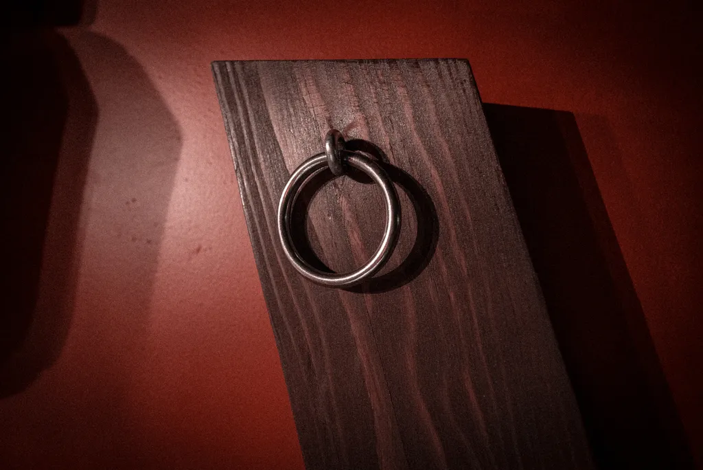 18+ Красная комната апартаменты для романтических свиданий