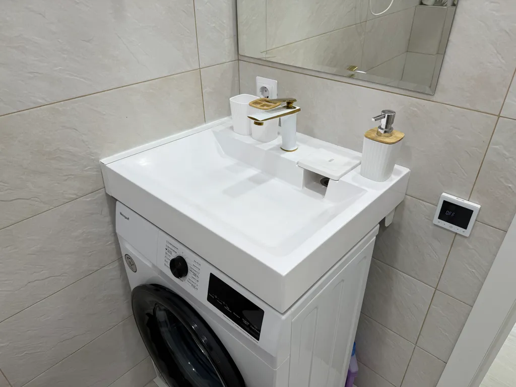 Квартира Новые апартаменты,без бабушкиного ремонта,с видом на море и Олимп.парк — Сириус