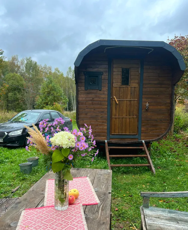 Домик Уют Самана в Родовом поместье в лесу