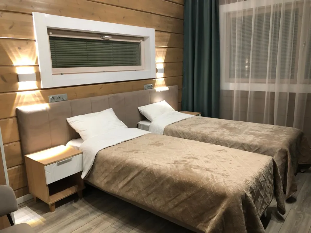 Paradise: Дом с тремя спальнями и сауной на озере