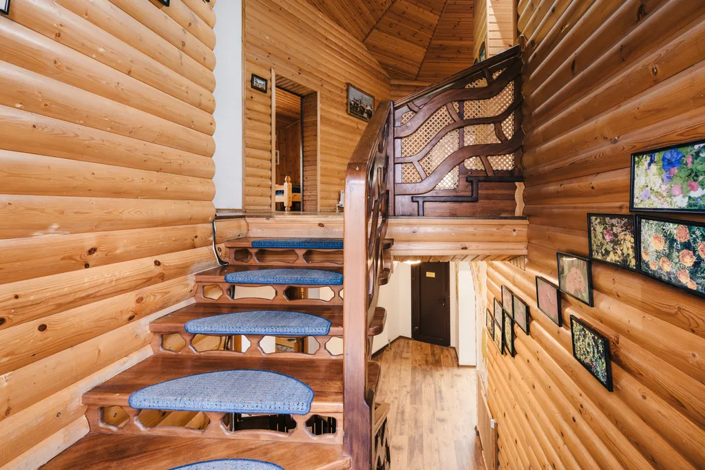 Дом в лесу в русском стиле