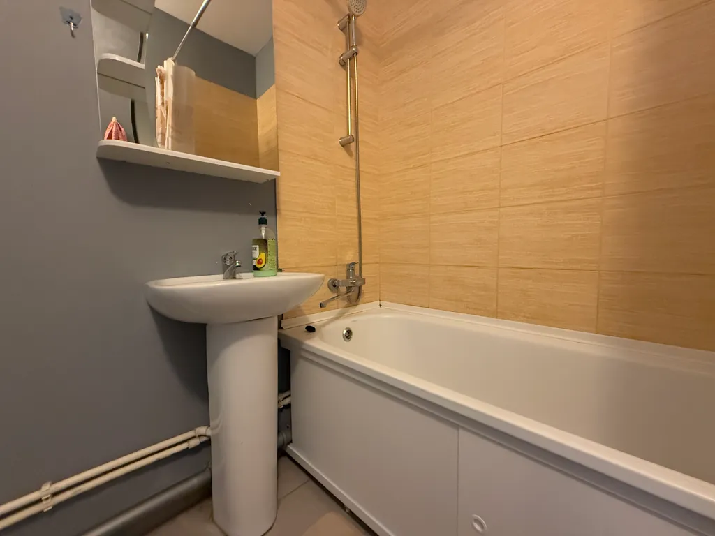 Тут хорошо на Циолковского