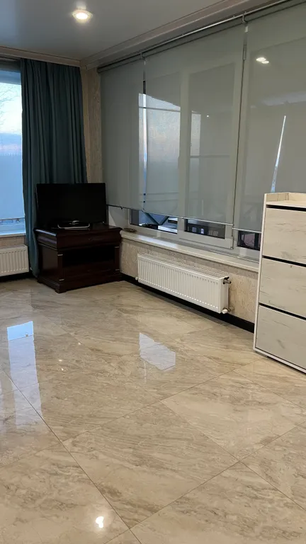 Частный дом за городом с видом на трассу и гору