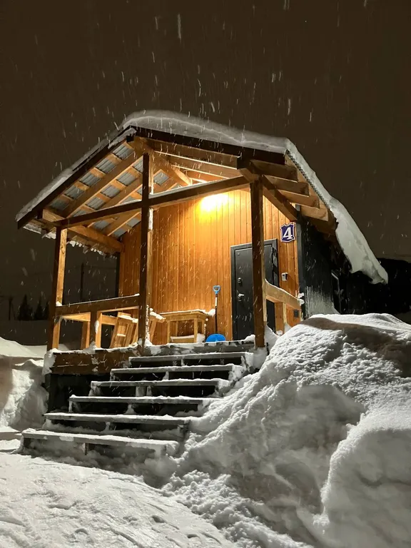 Коттедж Теплый и уютный дом в Шерегеше — Шерегеш