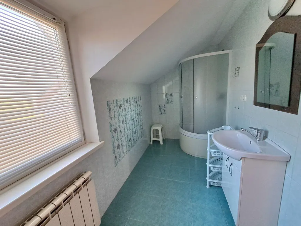 Уютная дача в черте города для отдыха