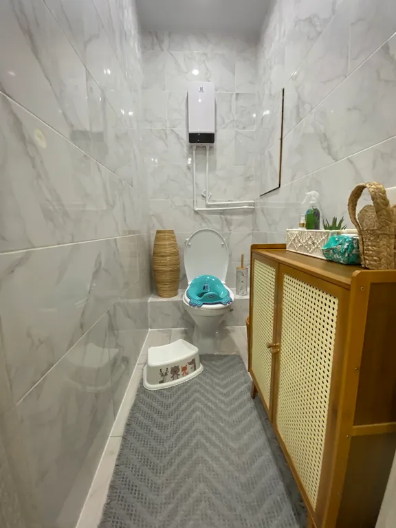 Апартамент Сканди с балконом и отдельной спальней