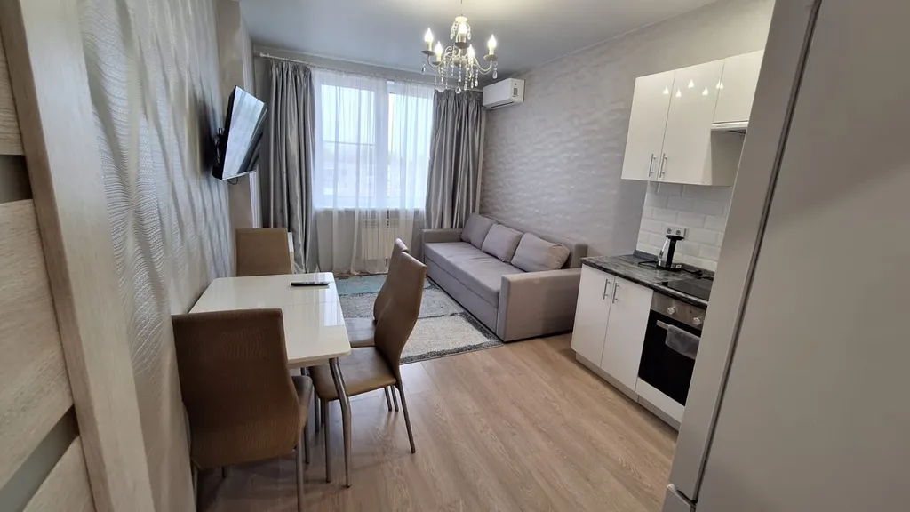 Современная квартира в новом доме — аренда посуточно в Дзержинск