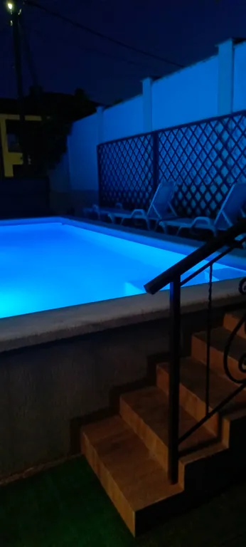 Коттедж Дом с бассейном — Геленджик