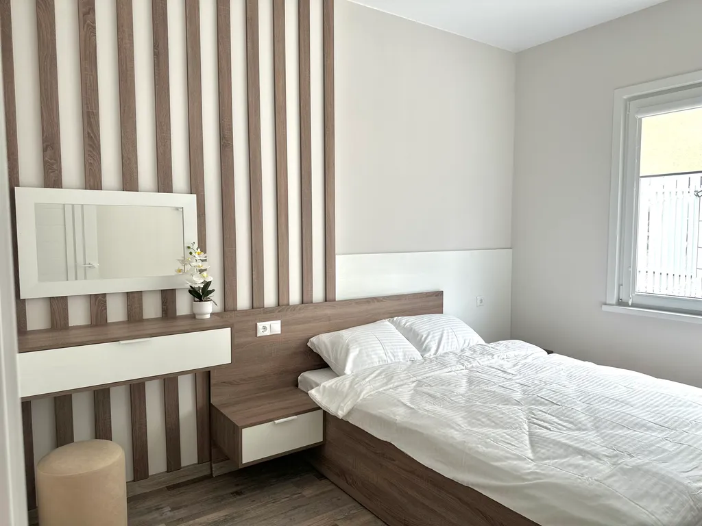 Коттедж Дом с подогреваемой купелью, уютным двориком и выходом в лес — Борисовка