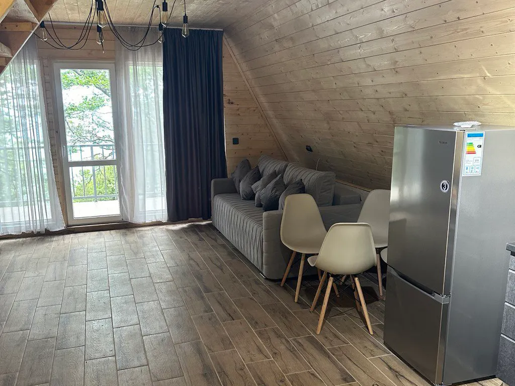 Коттедж А-фрейм шале — Бжид