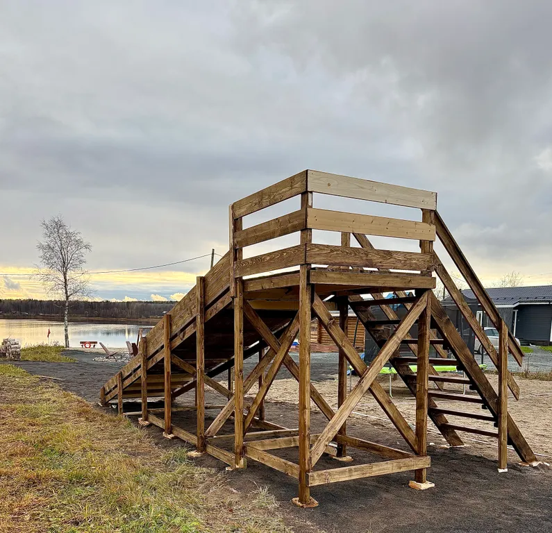 Загородный дом с баней и чаном