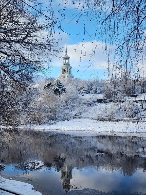 Двухкомнатная квартира в центре рядом с красивой набережной