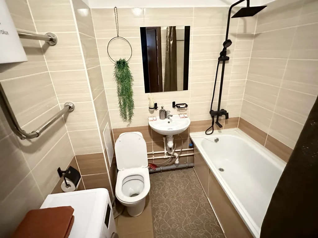 Студия на Парковом у реки с камином и кондиционером