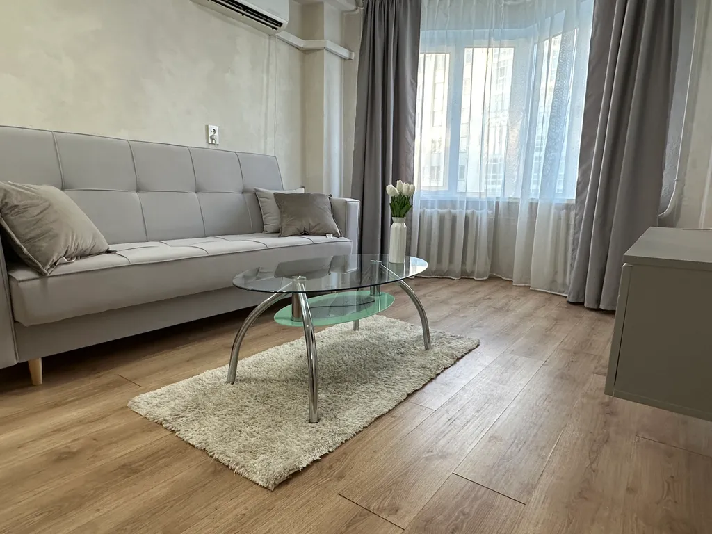 Квартира Двухкомнатная квартира в центре — Красноярск