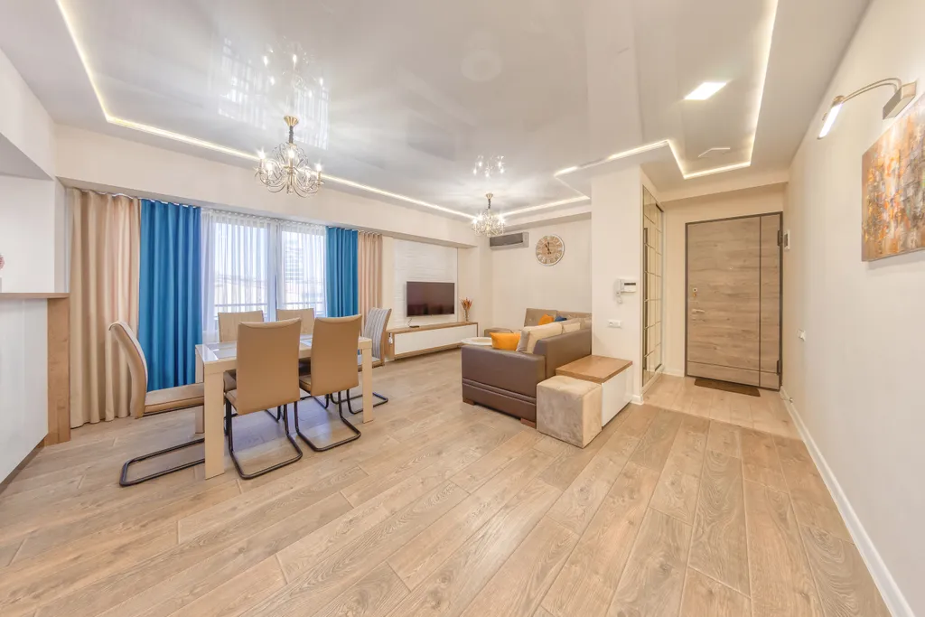 Sayat Nova 4 -Northern Avenue- -Opera House-